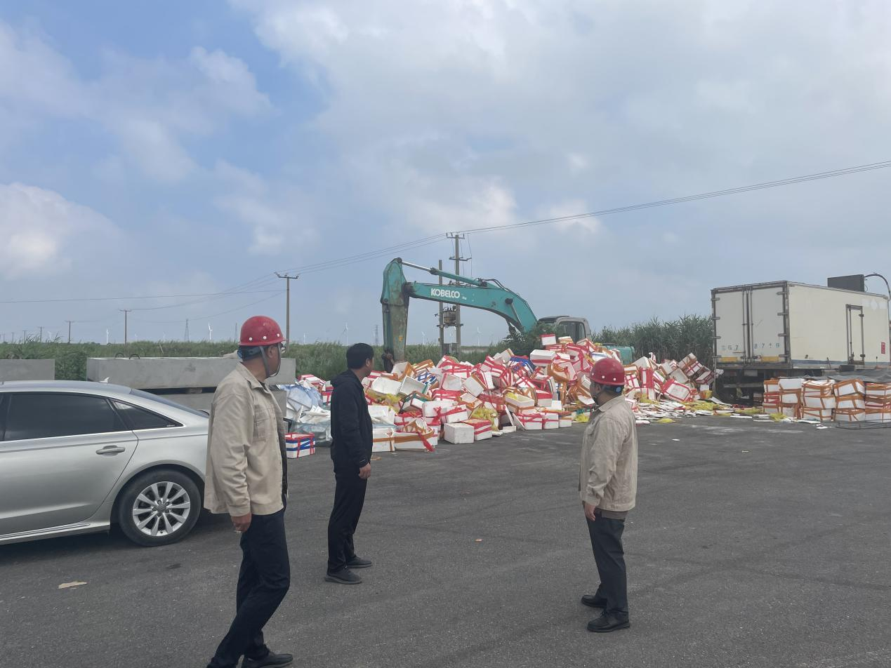 1691715711741010077.png 灌西供電所開展安全環(huán)保聯(lián)合整治行動(dòng).png