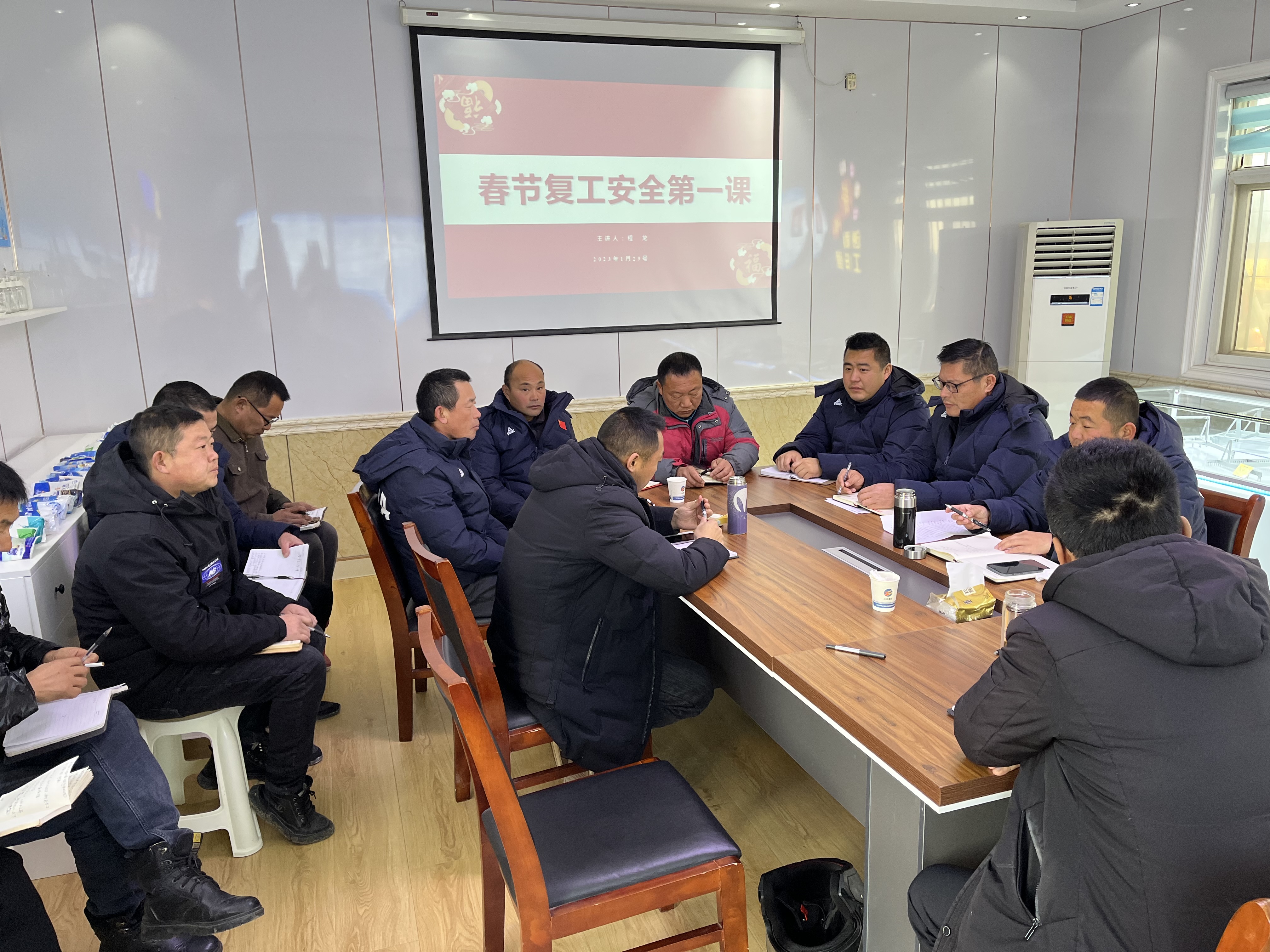 EAA31DB18CE5B611363153E436103F46.png EAA31DB18CE5B611363153E436103F46.png